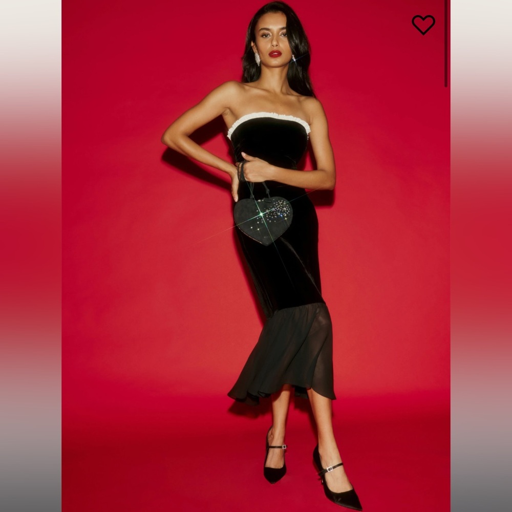 Reformation Le Marais Velvet Dress NWT never worn! Black strapless velvet